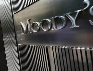 Moody's: «Θετική μεν, με σημαντικά εμπόδια δε η συμφωνία για το Brexit»